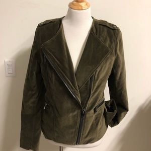 Ladies velvet jacket with quilted lining NWOT